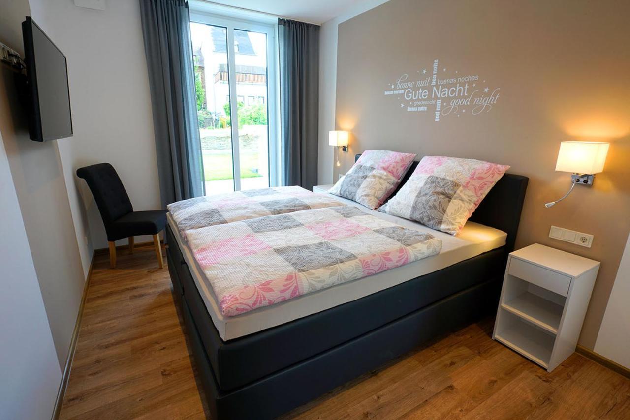 Neu Mont Royal Suiten 2 Bis 4 Personen Traben-Trarbach Kültér fotó